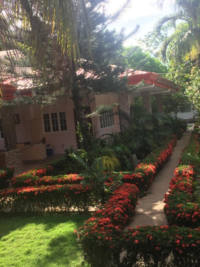 Powers Holiday Vacations Dipolog Exterior photo